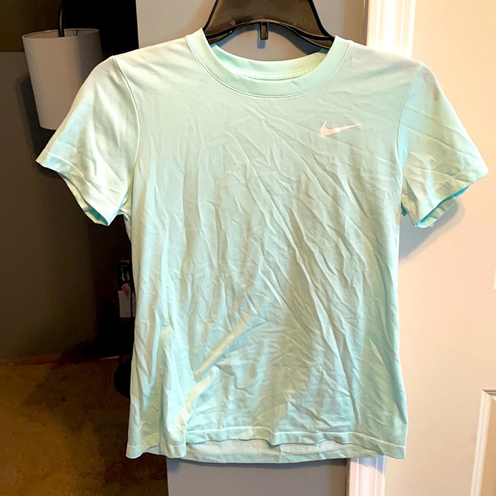 Nike dri-fit tee